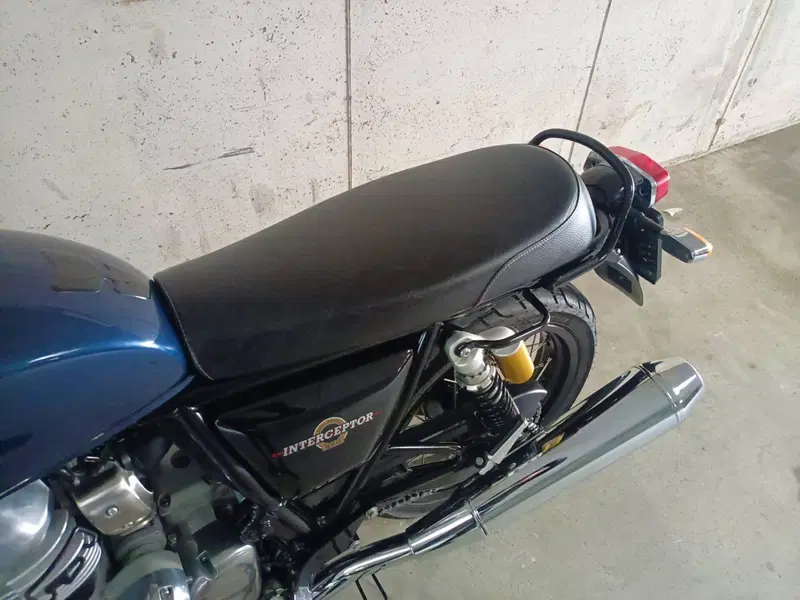 Royal Enfield Interceptor 650 (2021 - 26) (10)