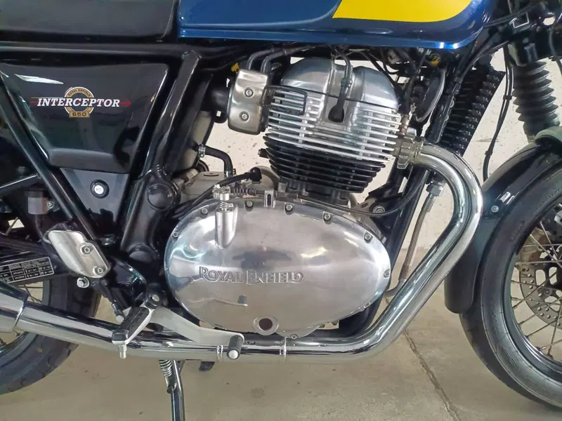 Royal Enfield Interceptor 650 (2021 - 26) (3)