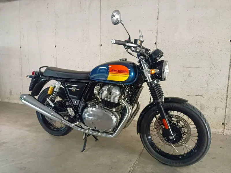 Royal Enfield Interceptor 650 (2021 - 26) (2)