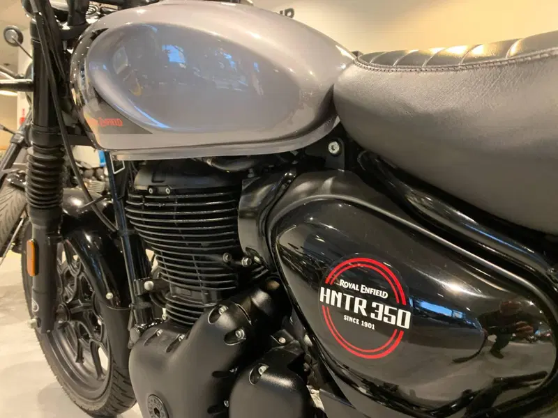 Royal Enfield HNTR 350 (2022 - 26) (5)
