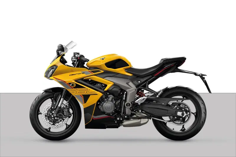 Triumph Daytona 660 (2027) (2)