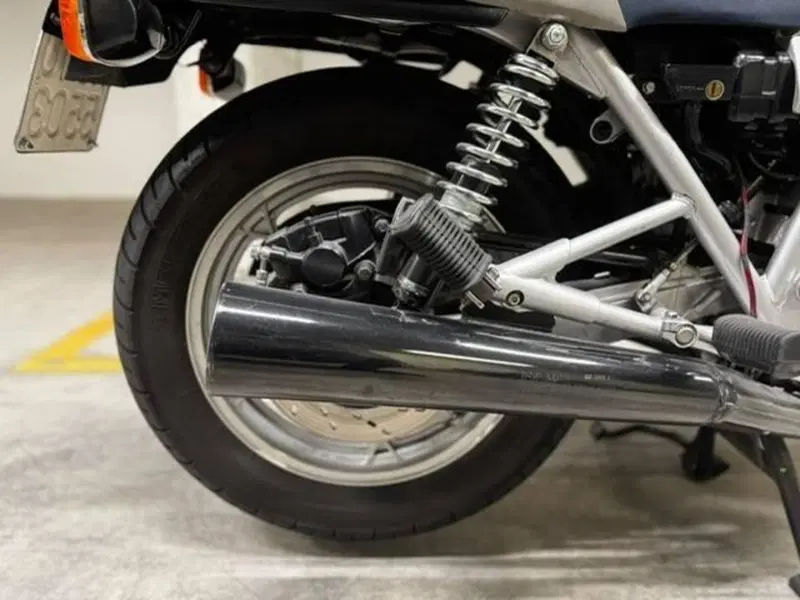 Suzuki GSX 1100S Katana (6)