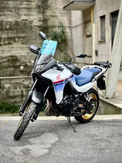 Honda Transalp XL750 Easy Travel (2023 - 24) usata