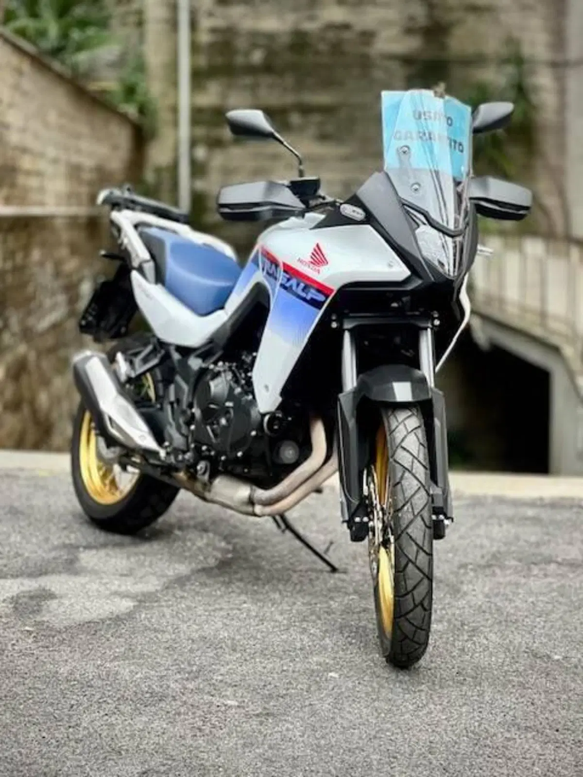 Honda Transalp XL750 Easy Travel (2023 - 24) (2)