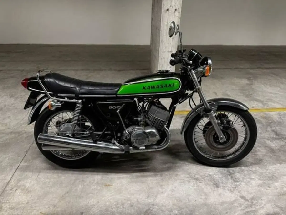 Kawasaki  MACH 3  (2)