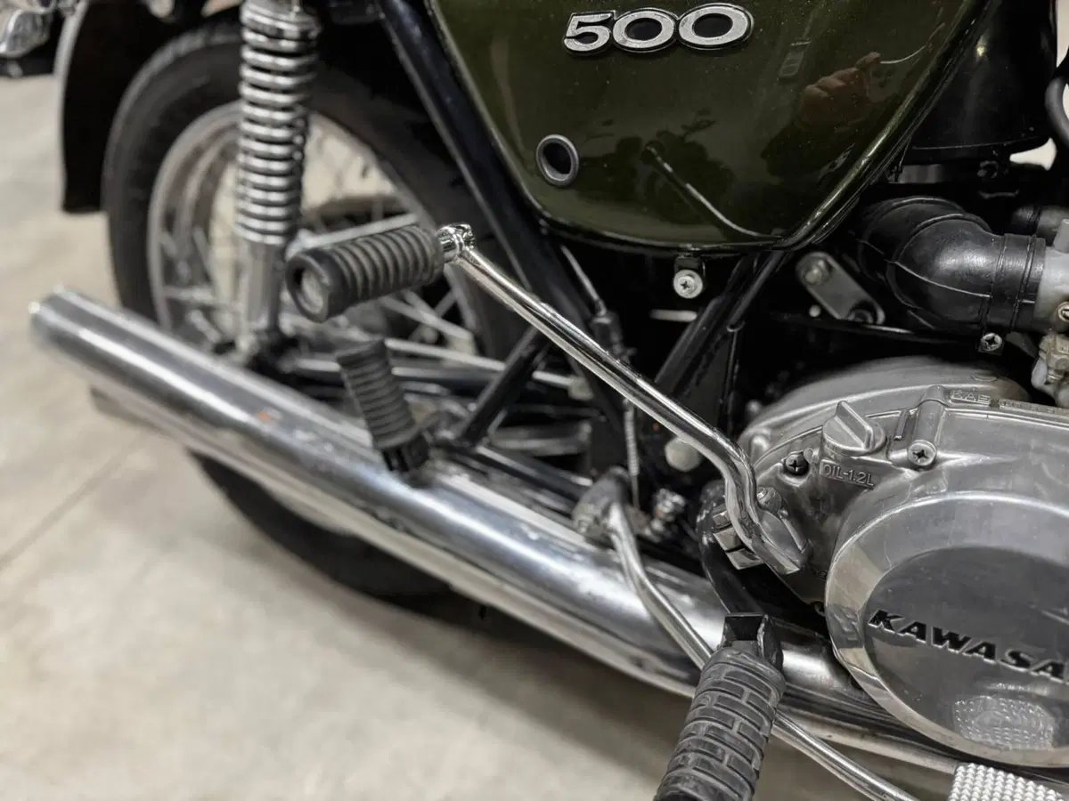Kawasaki  MACH 3  (9)