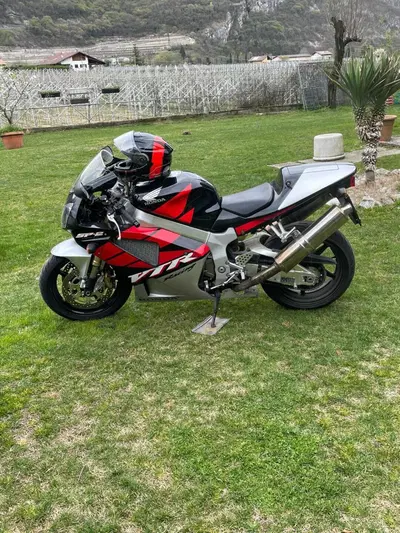 Honda VTR 1000 SP-2 (2002 - 06) usata