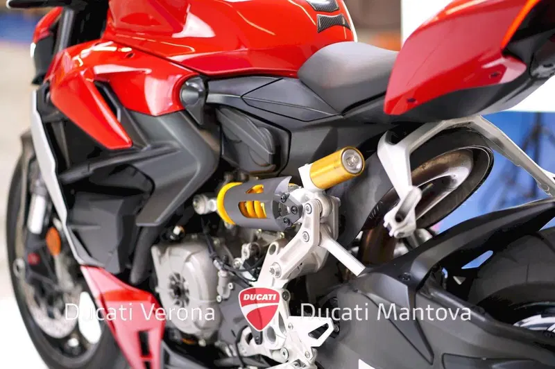 Ducati Streetfighter V2 (2022 - 24) (13)