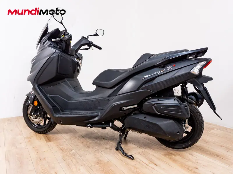 Sym Joymax 300 Z+ (2021 - 24) (7)
