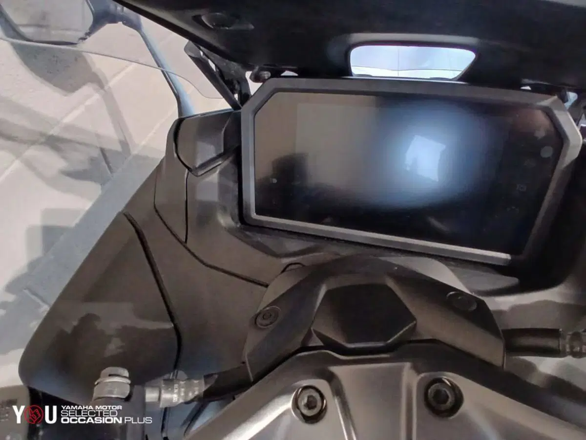 Yamaha T-Max 560 (2022 - 24) (5)