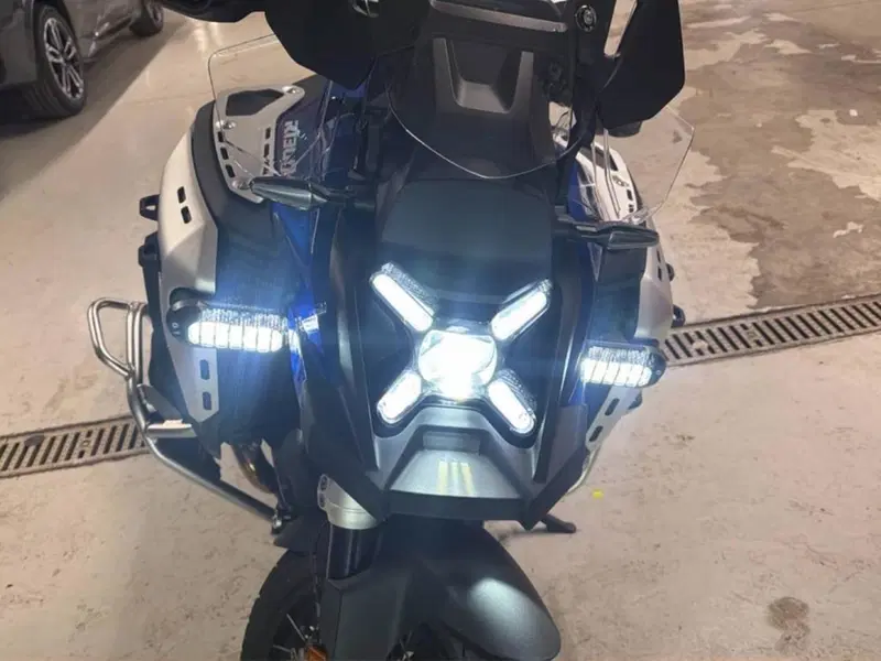 Bmw R 1300 GS Adventure Trophy (2025 - 26) (10)