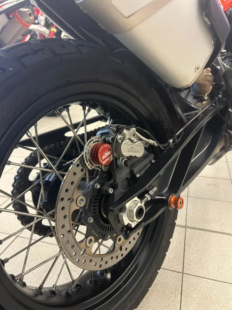 KTM 790 Adventure (2023 - 24) (4)