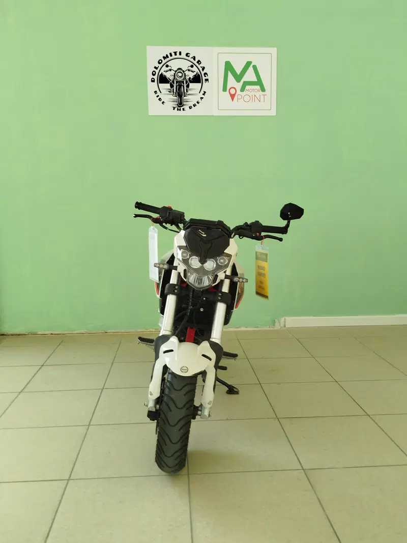 Benelli Tornado Naked T 125 (2022 - 25) (3)