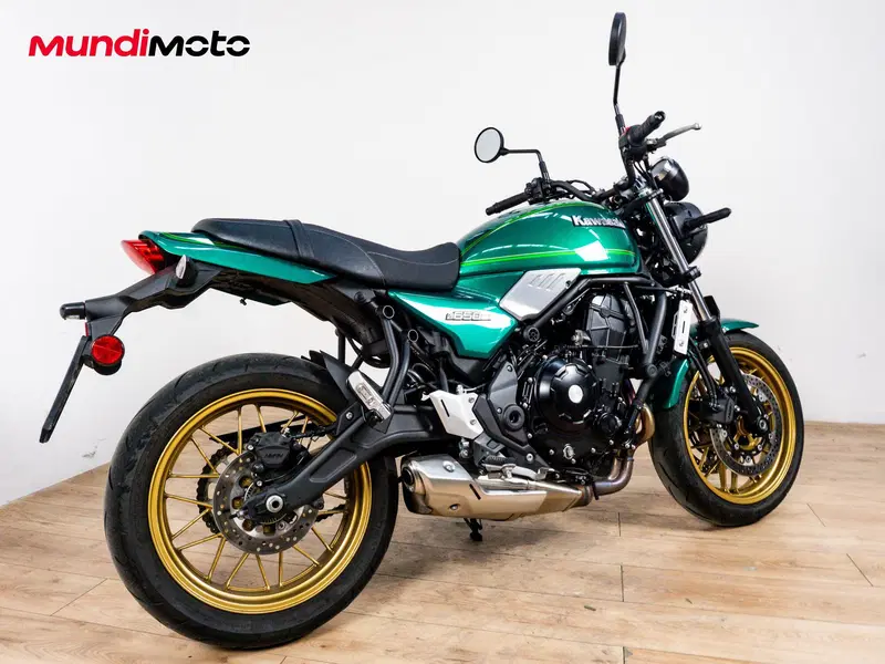 Kawasaki Z 650 RS 50th Anniversary (2022) (2)