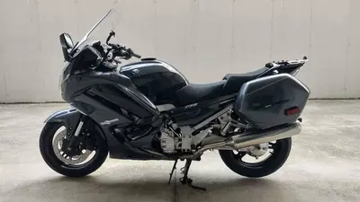 Yamaha FJR 1300 AE (2016 - 20) usata