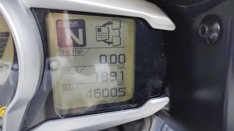 Yamaha FJR 1300 AE (2016 - 20) (7)