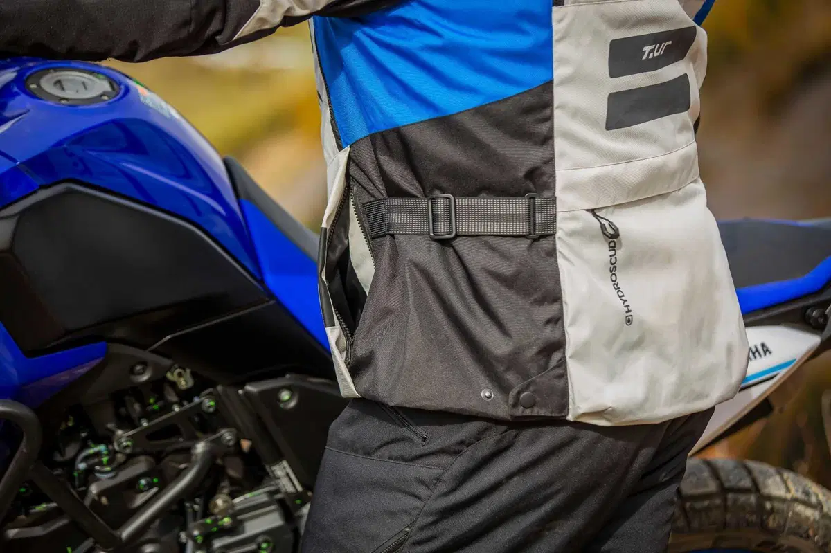 T.ur lancia la nuova giacca Iceland Hydroscud per il mototurismo a lungo raggio