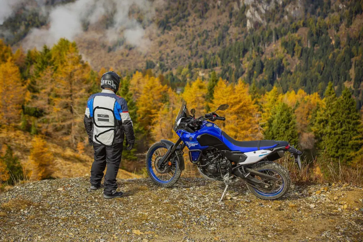 T.ur lancia la nuova giacca Iceland Hydroscud per il mototurismo a lungo raggio (7)