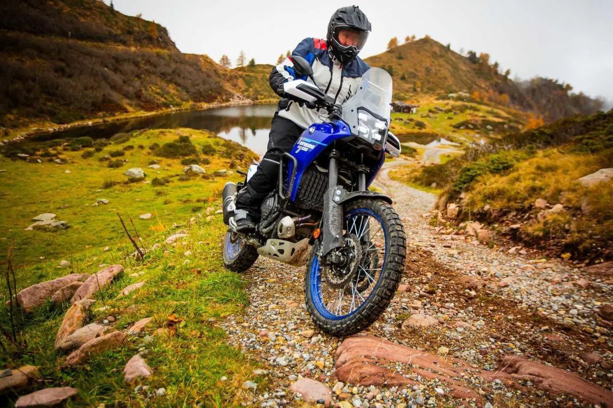 T.ur lancia la nuova giacca Iceland Hydroscud per il mototurismo a lungo raggio (16)