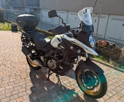 Suzuki V-Strom 650XT (2021 - 25) usata