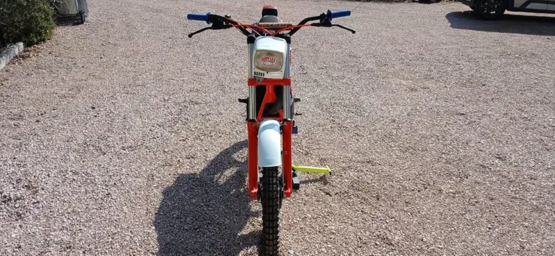 Aprilia tx 300 (6)
