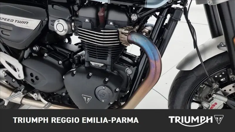 Triumph Speed Twin 1200 Breitling Limited Edition (2022 - 24) (21)