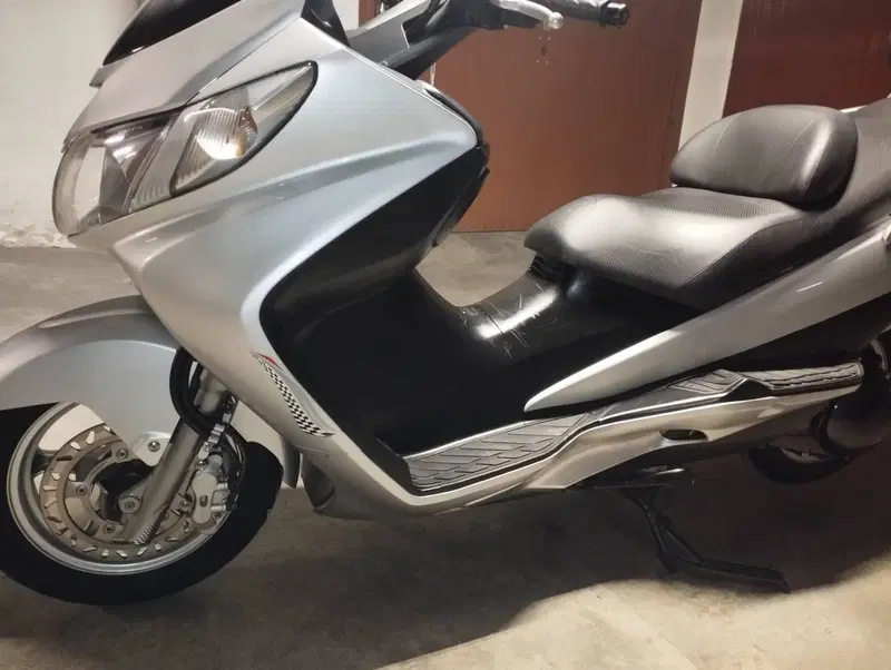 Suzuki Burgman AN 400 Type S (2005 - 06) (11)