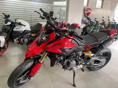 Ducati Hypermotard V2 (2026) nuova
