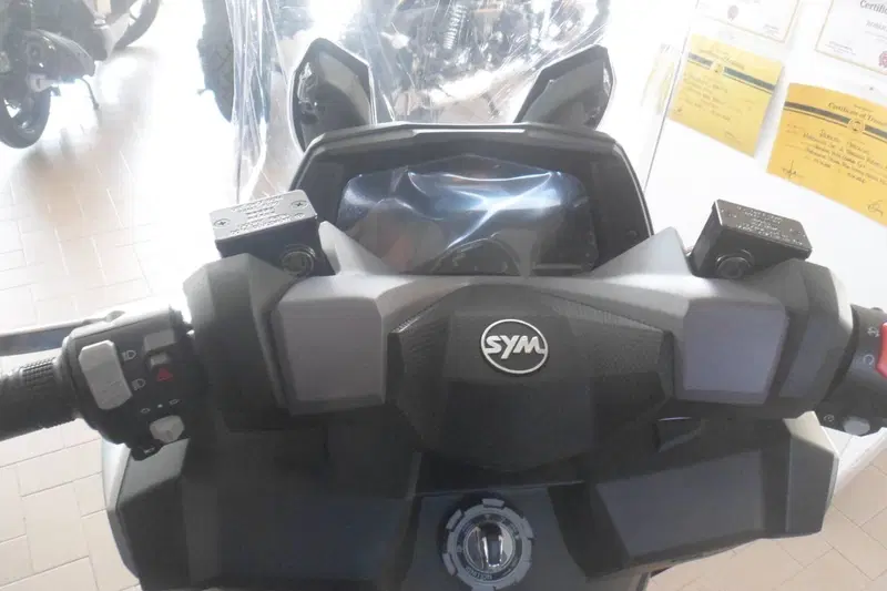 Sym Joyride 300 (2025) (9)