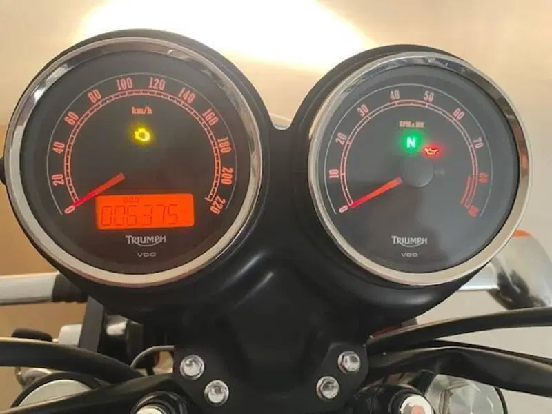 Triumph Bonneville T100 (2008 - 16) (7)