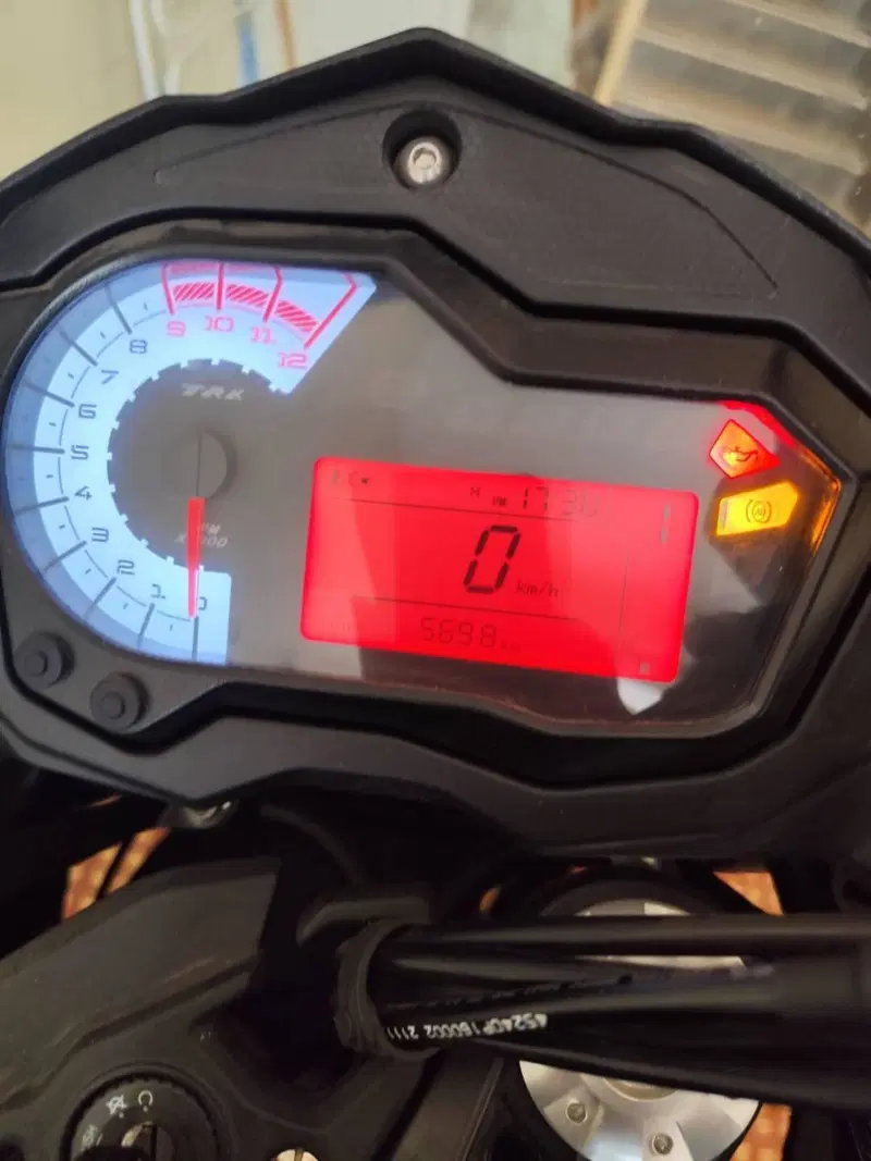 Benelli TRK 502 (2021 - 25) (4)