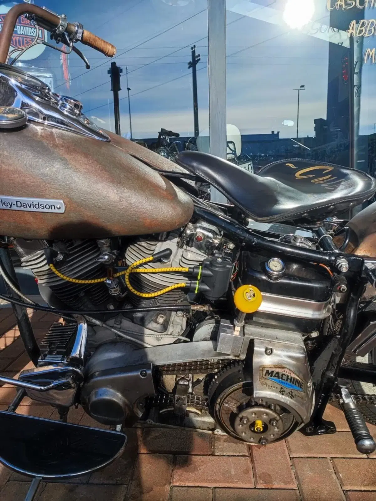Harley-Davidson Electra glide del 1976 targa italiana del tempo (9)