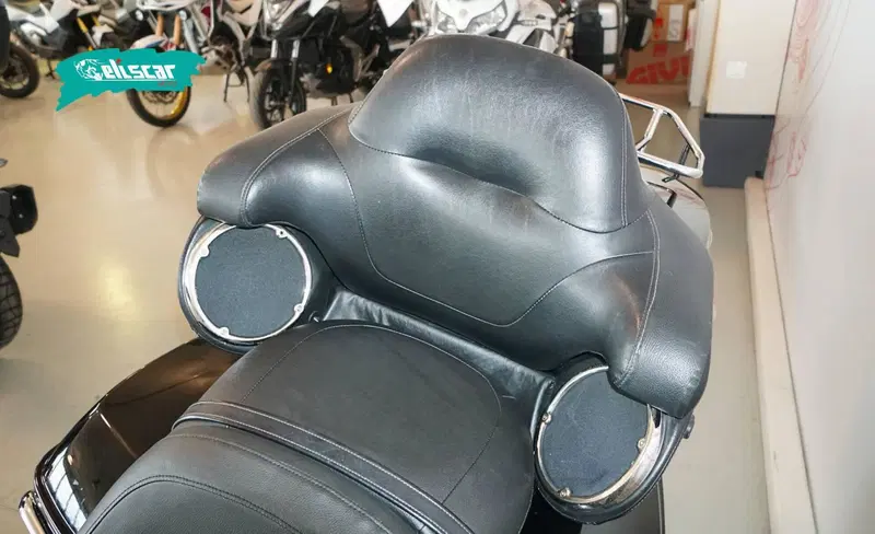 Harley-Davidson 114 Road Glide Limited (2020) - FLTRK (10)
