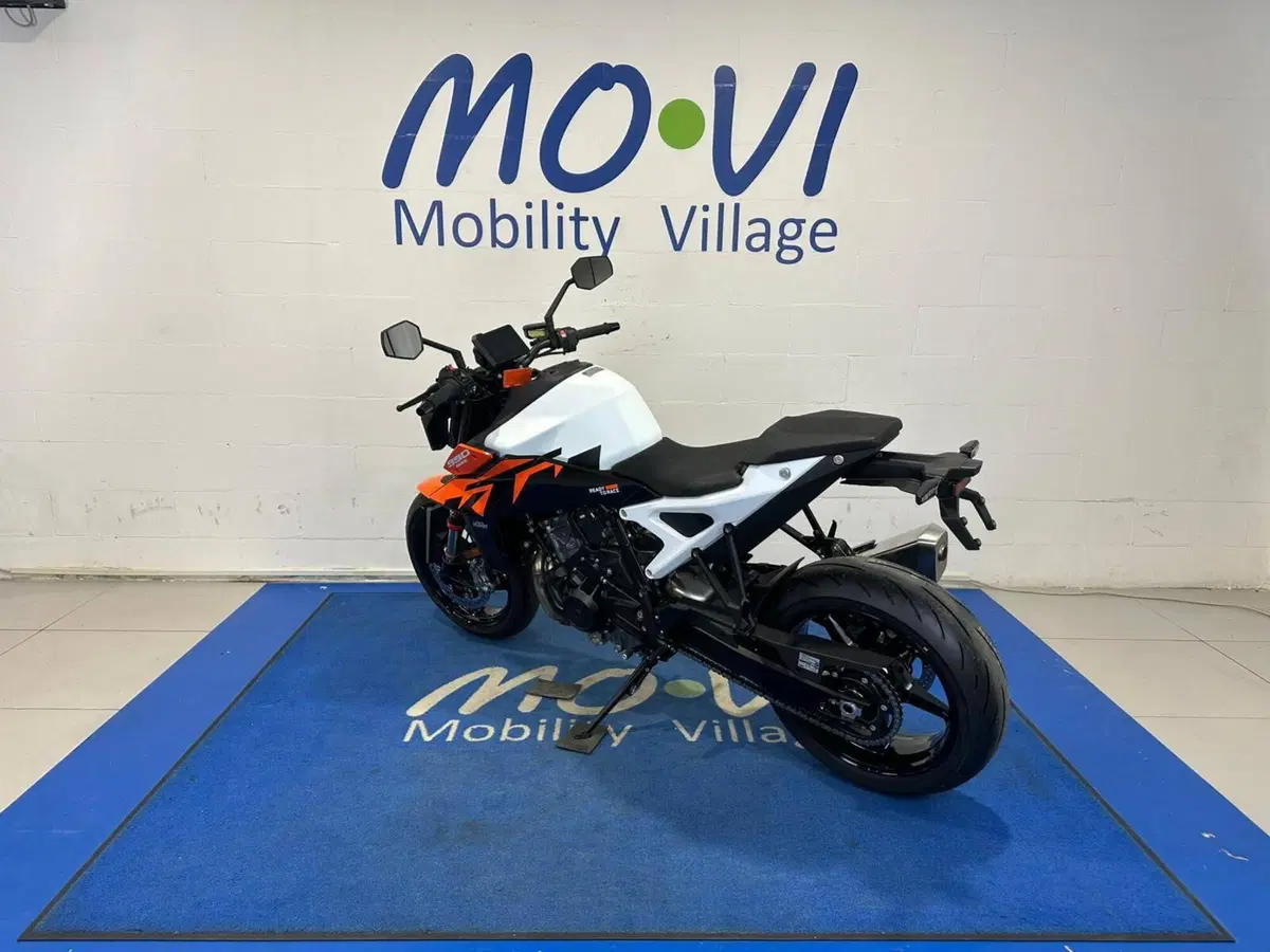 KTM 990 Duke (2024 - 26) (4)
