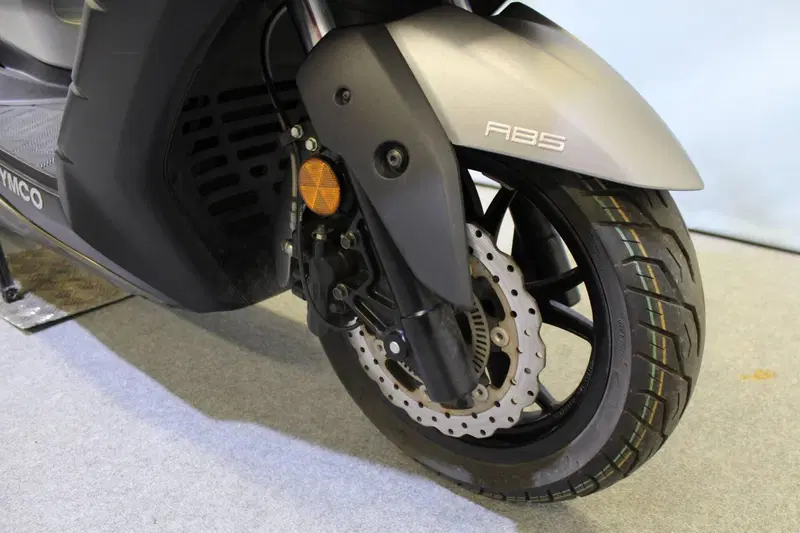 Kymco X-Town 300i City (2021 - 25) (6)