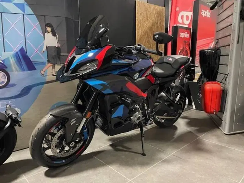 Bmw M 1000 XR (2024 - 26)