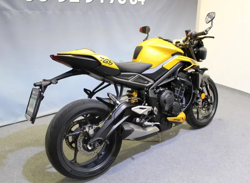 Triumph Street Triple 765 RS (2023 - 26) (4)