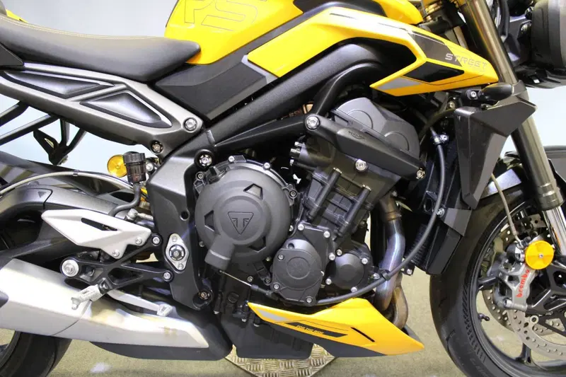 Triumph Street Triple 765 RS (2023 - 26) (9)