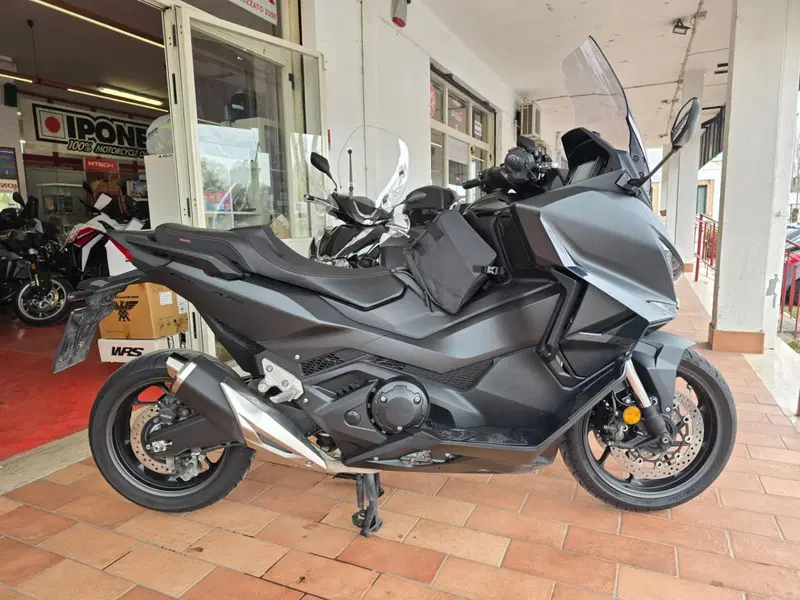 Honda Forza 750 (2025 - 26)