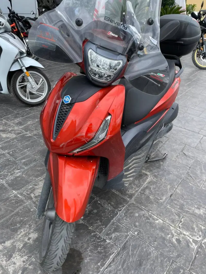Piaggio Beverly 300 ABS-ASR (2021 - 25)