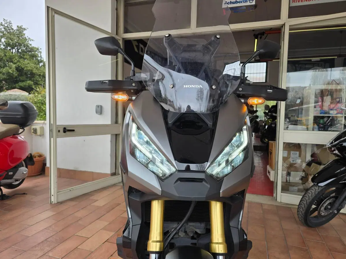 Honda X-ADV 750 DCT (2021 - 24) (6)