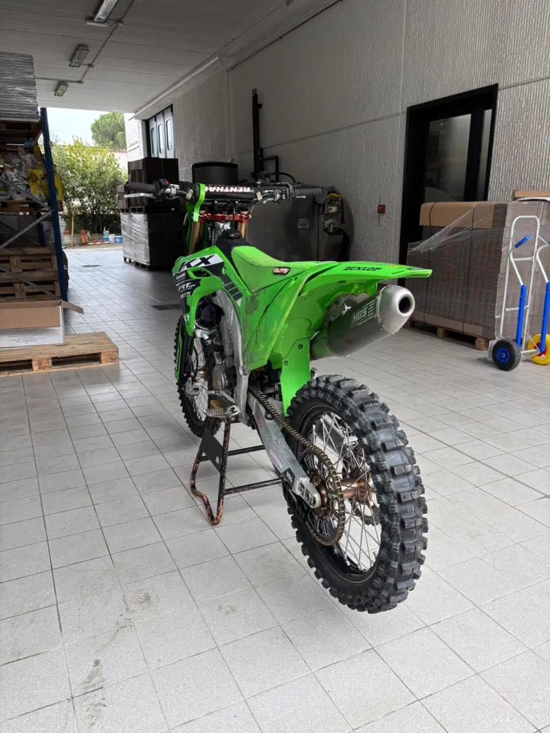 Kawasaki KX 450 (2025) (3)