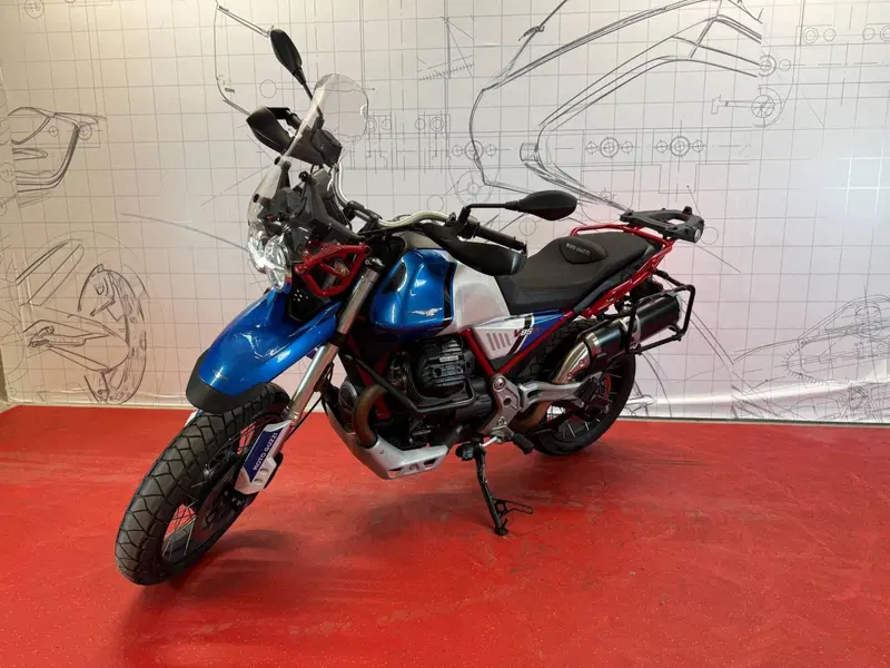 Moto Guzzi V85 TT (2021 - 23) (5)