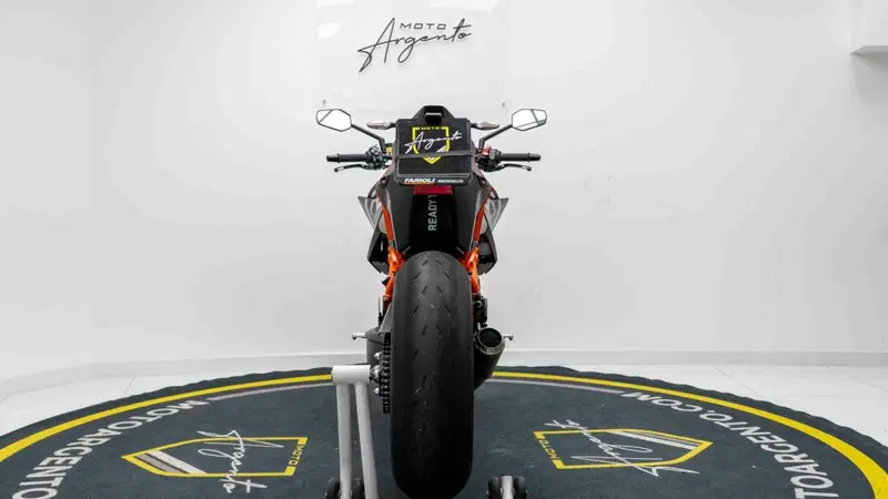 KTM 1290 Super Duke RR (2023) (4)