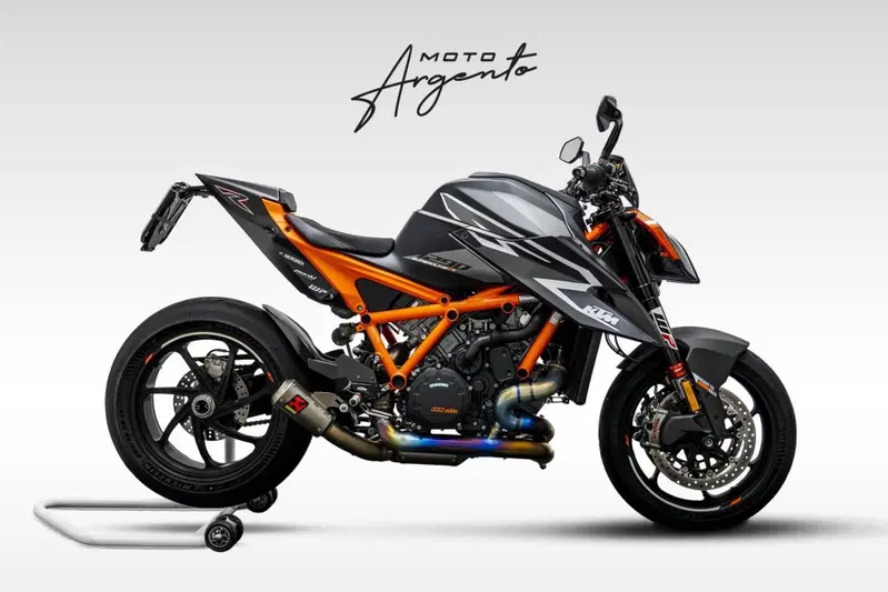 KTM 1290 Super Duke RR (2023)