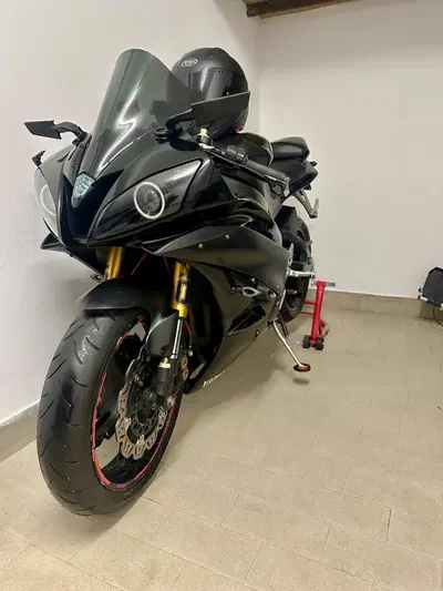 Yamaha YZF R6 (2006 - 07) usata