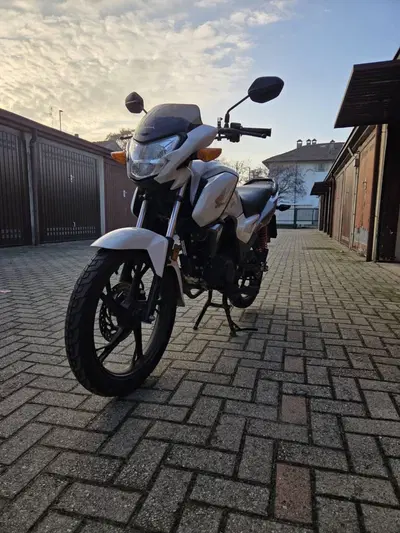 Honda CB 125 F (2021 - 25) usata