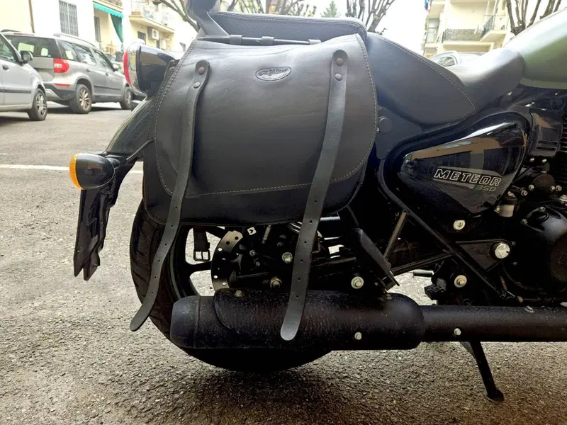 Royal Enfield Meteor 350 (2021 - 26) (4)