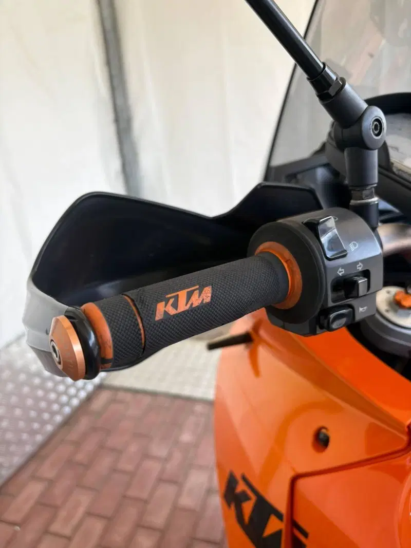 KTM 990 Adventure (2009 - 11) (5)