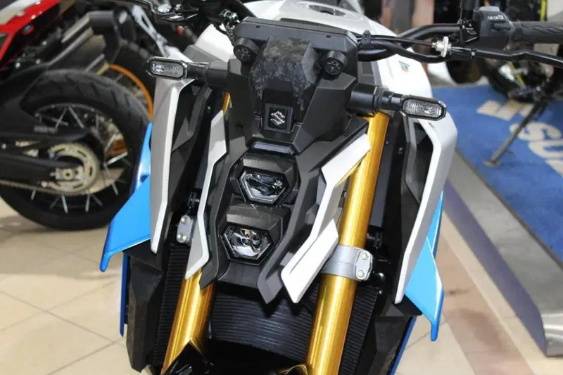 Suzuki GSX-S1000 EVO (2025 - 26) (5)